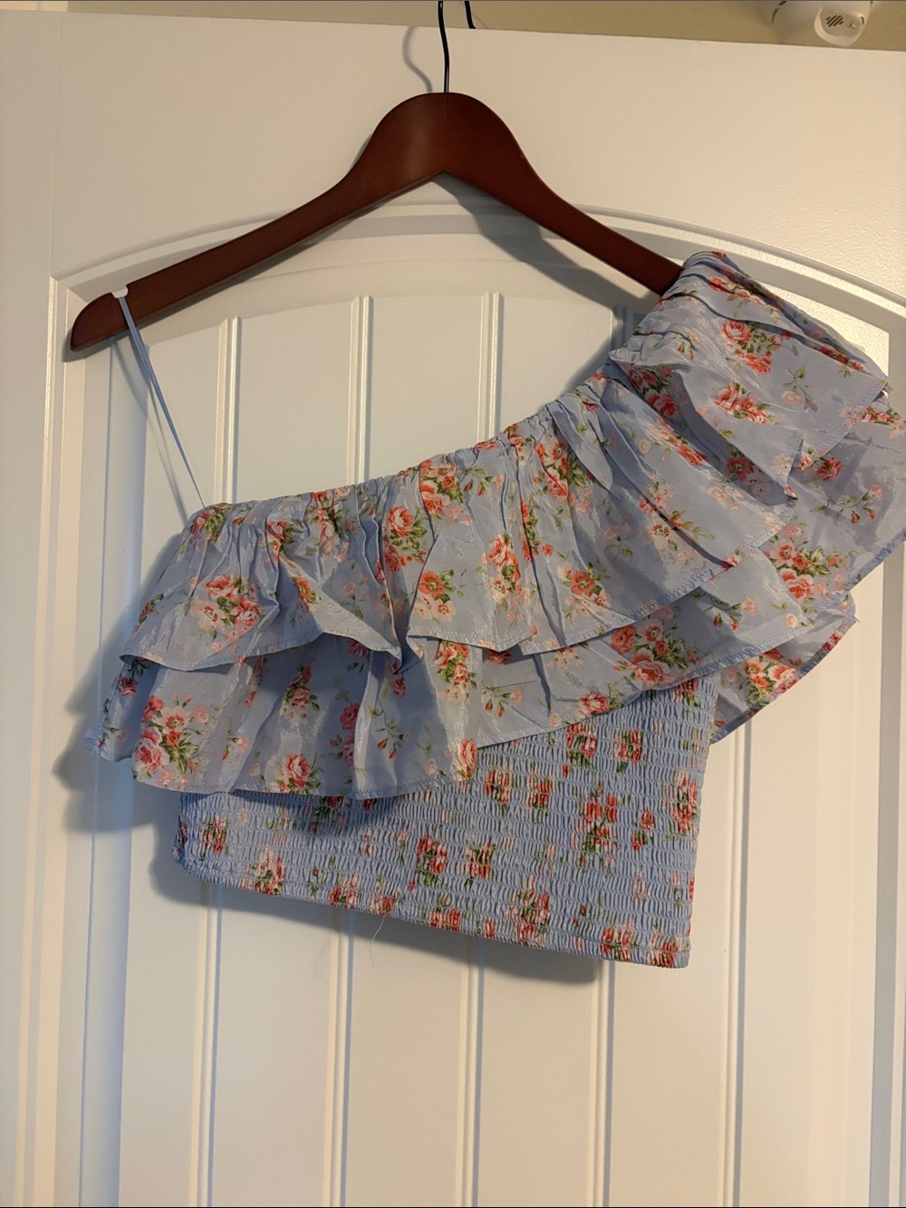 Abercrombie & Fitch Light Blue Floral One-Shoulder Ruffle Crop Top